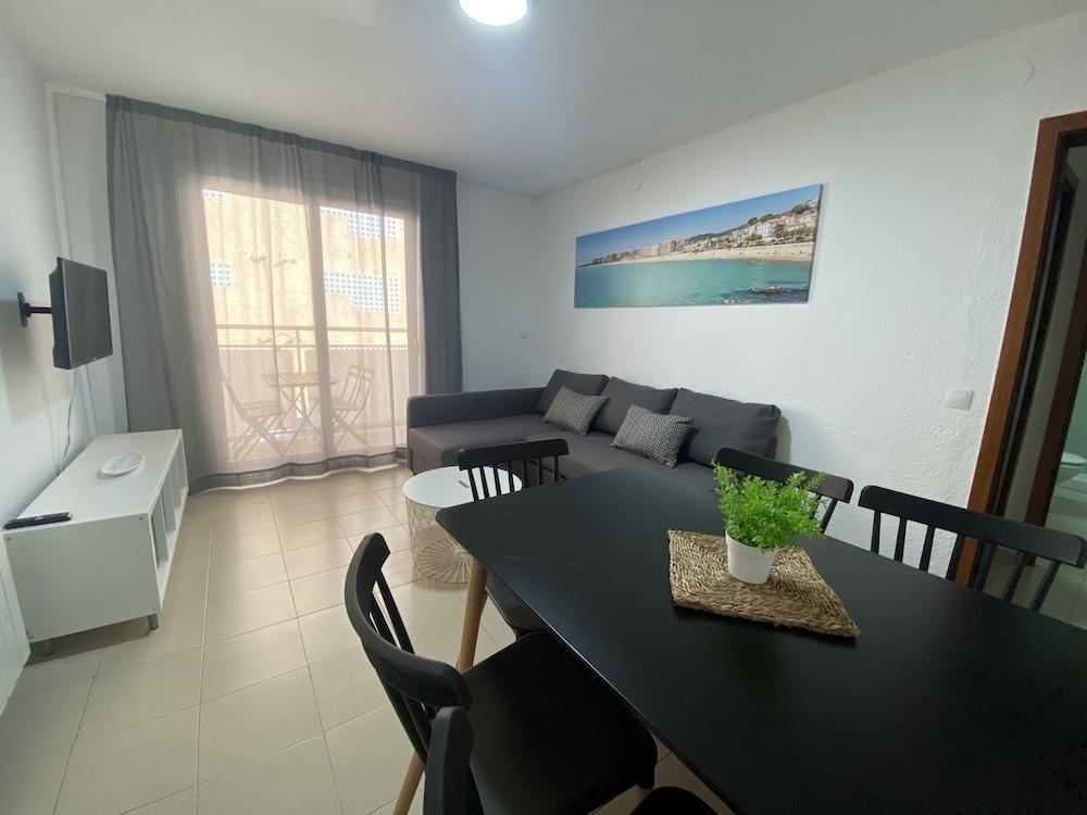Ar Isern Apartament *